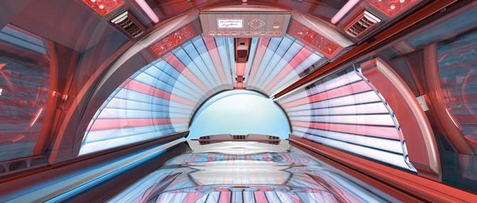 Con la combinazione di luce UV e Red Beauty Light, Prestige 1600 offre un’abbronzatura bella e intensa con una cura simultanea della pelle. Personal Sunstyle offre ad ogni cliente un tocco personale con il semplice tocco di un pulsante. Le attrezzature per il benessere standard tra cui il suono 3D con Bluetooth®, Climatronic Plus e Aqua Fresh & Aroma garantiscono puro relax mentre prendete il sole.